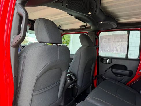 Used 2025 Jeep Wrangler Unlimited Sport S 4xe image 18