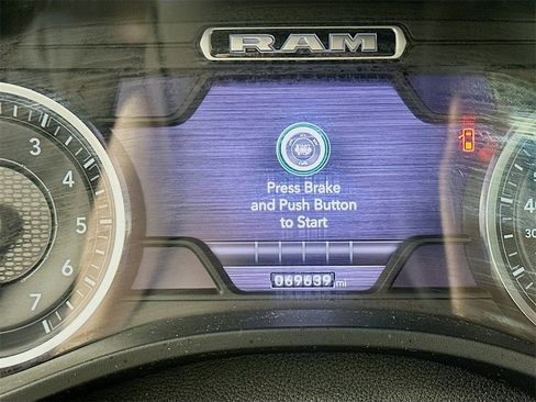 Used 2020 RAM 1500 Laramie w/ Sport Appearance Package image 12