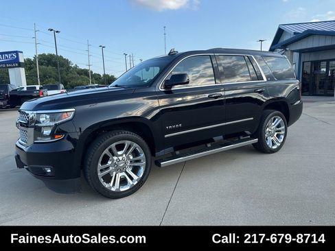 Used 2017 Chevrolet Tahoe LT w/ LT Signature Package image 7