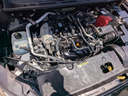Certified 2020 Nissan Sentra SR w/ Premium Package FWD image 21