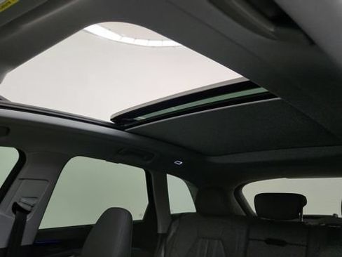 Used 2025 Audi Q5 Premium Plus w/ Premium Plus AWD/4WD image 89