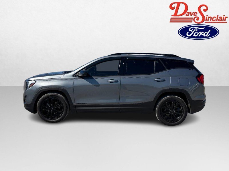 Used 2021 GMC Terrain SLE w/ Driver Convenience Package FWD image 10