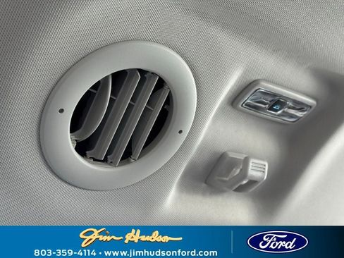 New 2026 Ford Explorer Active w/ Active Comfort Package image 9