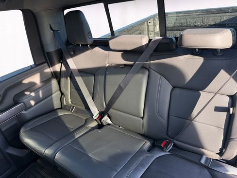 Used 2020 Chevrolet Silverado 2500 LTZ w/ LTZ Premium Package image 13