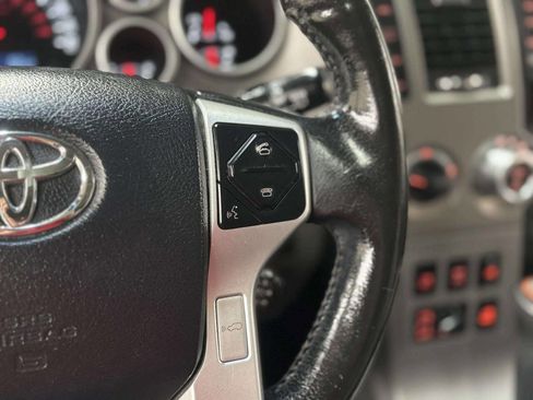 Used 2014 Toyota Sequoia Platinum image 45