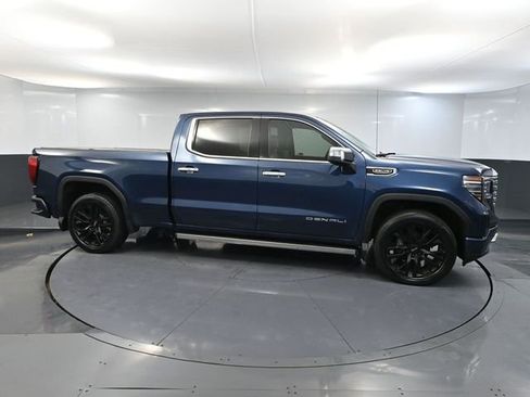 Used 2022 GMC Sierra 1500 Denali w/ Denali Reserve Package image 4