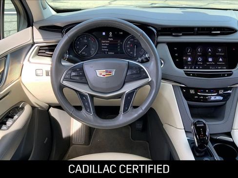 Used 2023 Cadillac XT5 Premium Luxury w/ Technology Package image 7