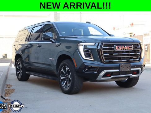 Used 2025 GMC Yukon XL AT4 AWD/4WD image 1