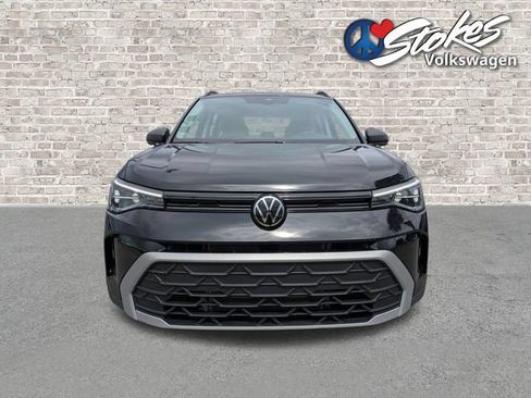Certified 2025 Volkswagen Taos S AWD/4WD image 9