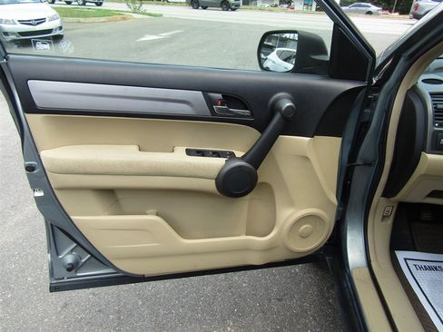 Used 2011 Honda CR-V LX image 13