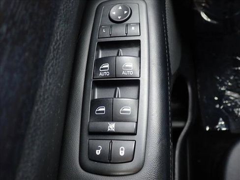 Used 2014 Jeep Grand Cherokee Laredo w/ Quick Order Package 23E AWD/4WD image 23