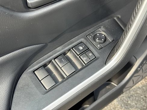 Used 2023 Toyota RAV4 LE FWD image 38