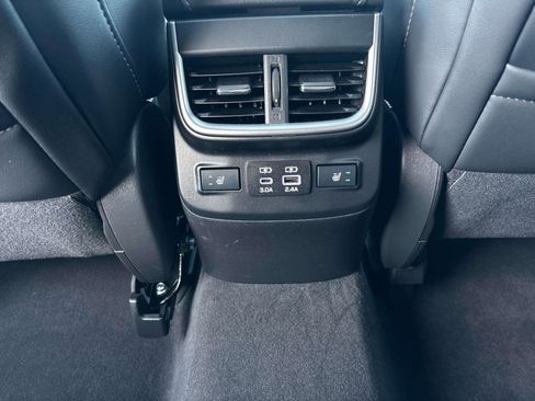 Used 2024 Subaru Outback Limited image 12