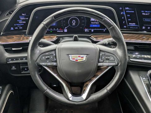 Used 2022 Cadillac Escalade ESV Sport Platinum AWD/4WD image 23