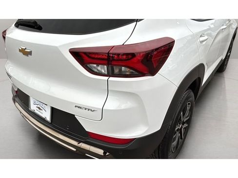 Used 2023 Chevrolet TrailBlazer ACTIV w/ Convenience Package image 37