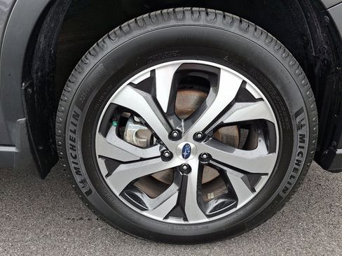 Used 2021 Subaru Outback Touring AWD/4WD image 9