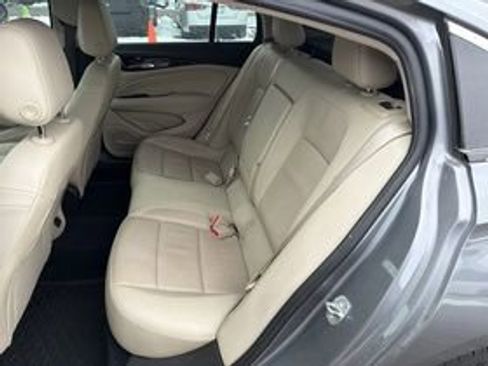 Used 2020 Buick Regal Essence image 10