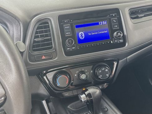Used 2020 Honda HR-V LX image 15