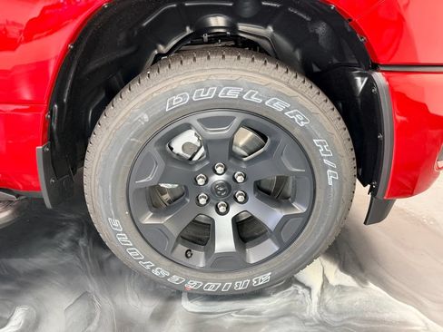 New 2026 RAM 1500 Express AWD/4WD image 27