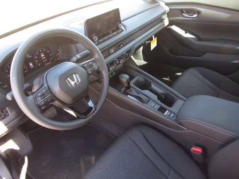 New 2025 Honda Accord LX image 13