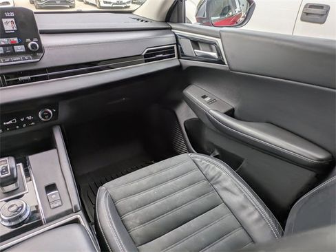 Used 2022 Mitsubishi Outlander SE image 19