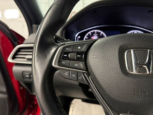 Used 2018 Honda Accord Sport image 24