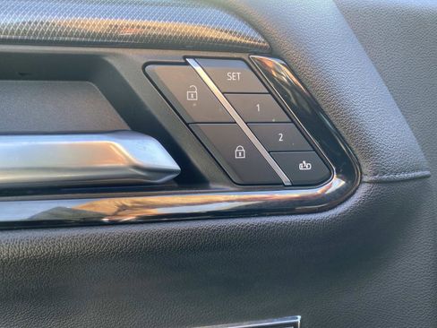 Used 2023 GMC Sierra 1500 AT4 w/ AT4 Premium Package image 17