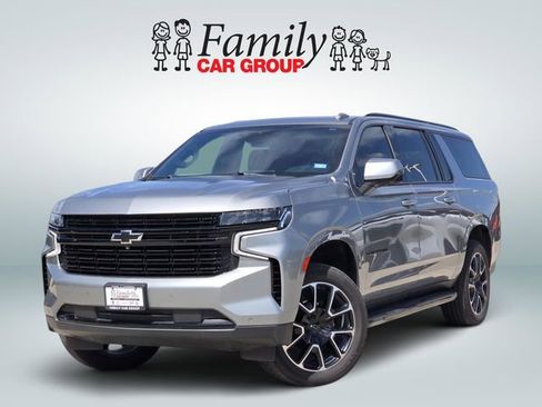 Used 2023 Chevrolet Suburban RST w/ Luxury Package AWD/4WD image 1