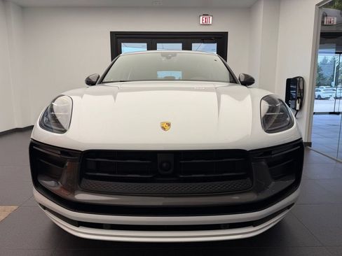 Used 2026 Porsche Macan Turbo AWD/4WD image 26