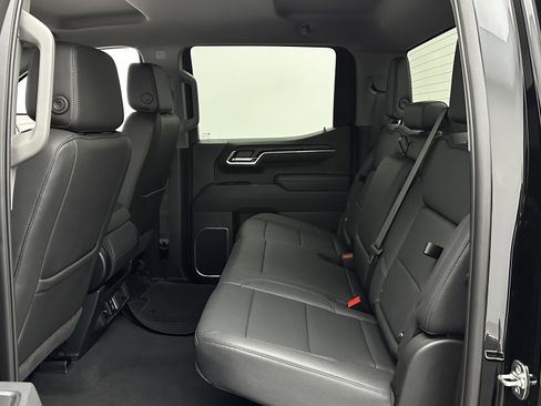 Used 2026 GMC Sierra 1500 SLT RWD image 25