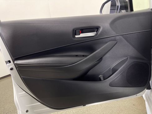 Certified 2024 Toyota Corolla SE w/ SE Package FWD image 17