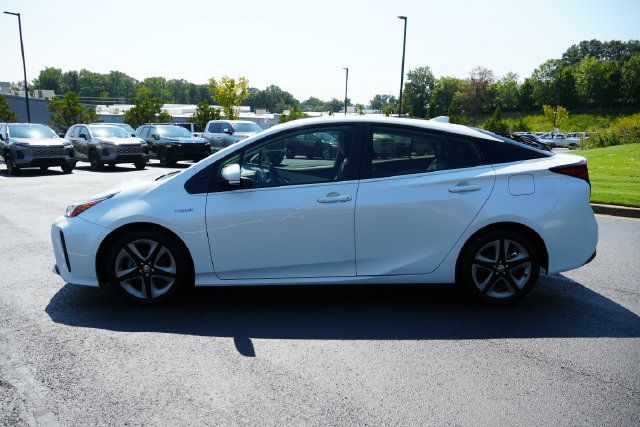 Used 2021 Toyota Prius Limited FWD image 4