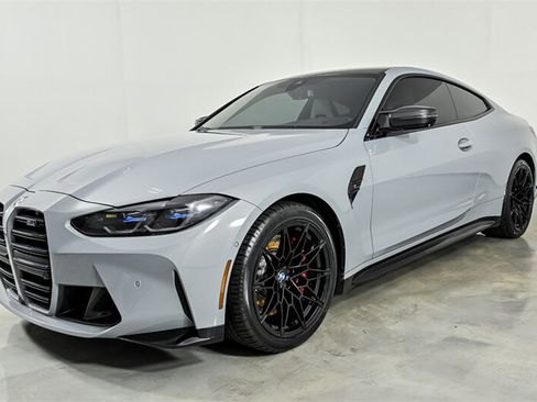 Used 2022 BMW M4 xDrive Competition w/ M Carbon Exterior Package AWD/4WD image 5