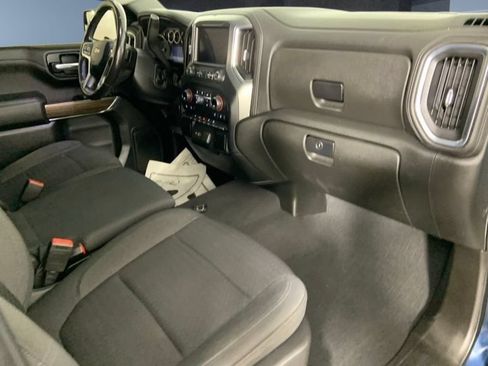 Used 2021 Chevrolet Silverado 1500 LT w/ Z71 Off-Road Package AWD/4WD image 15