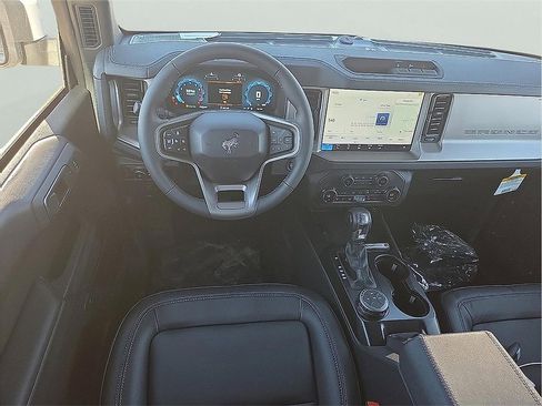 New 2025 Ford Bronco Outer Banks image 10