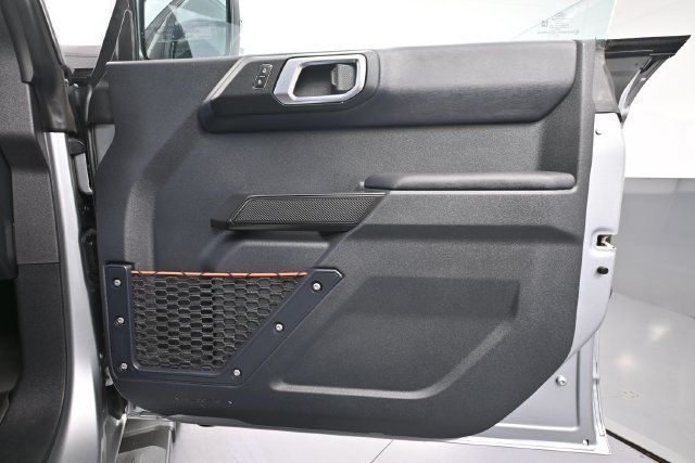 Used 2023 Ford Bronco Outer Banks AWD/4WD image 35