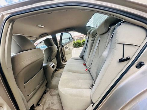Used 2009 Toyota Camry FWD image 17