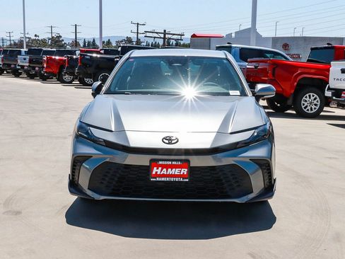 New 2026 Toyota Camry SE FWD image 2