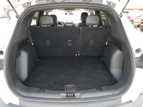 Used 2025 Ford Escape ST-Line AWD/4WD image 18