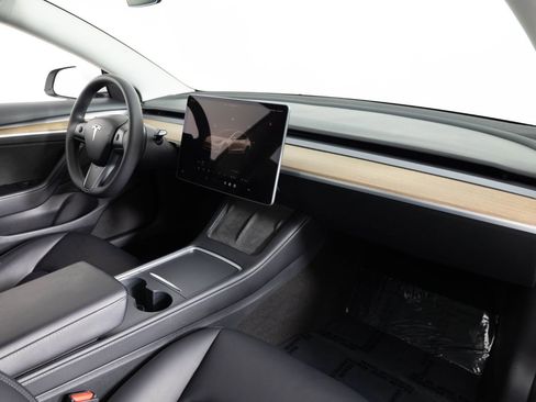 Used 2023 Tesla Model 3 Standard Range RWD image 26