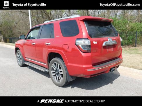 Used 2018 Toyota 4Runner Limited image 3