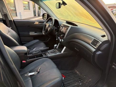 Used 2011 Subaru Forester 2.5X Limited image 12