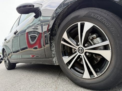 Used 2022 Nissan Sentra SV w/ All-Weather Package image 9