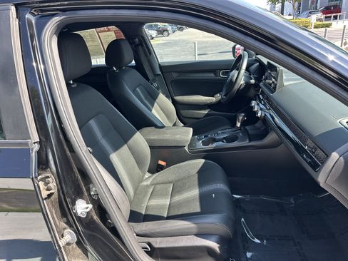 Used 2023 Honda Civic Sport image 33