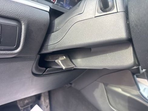 Used 2022 Ford Explorer XLT w/ Class IV Trailer Tow Package image 22