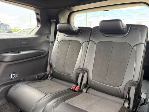 New 2026 Jeep Grand Cherokee L 2WD image 5