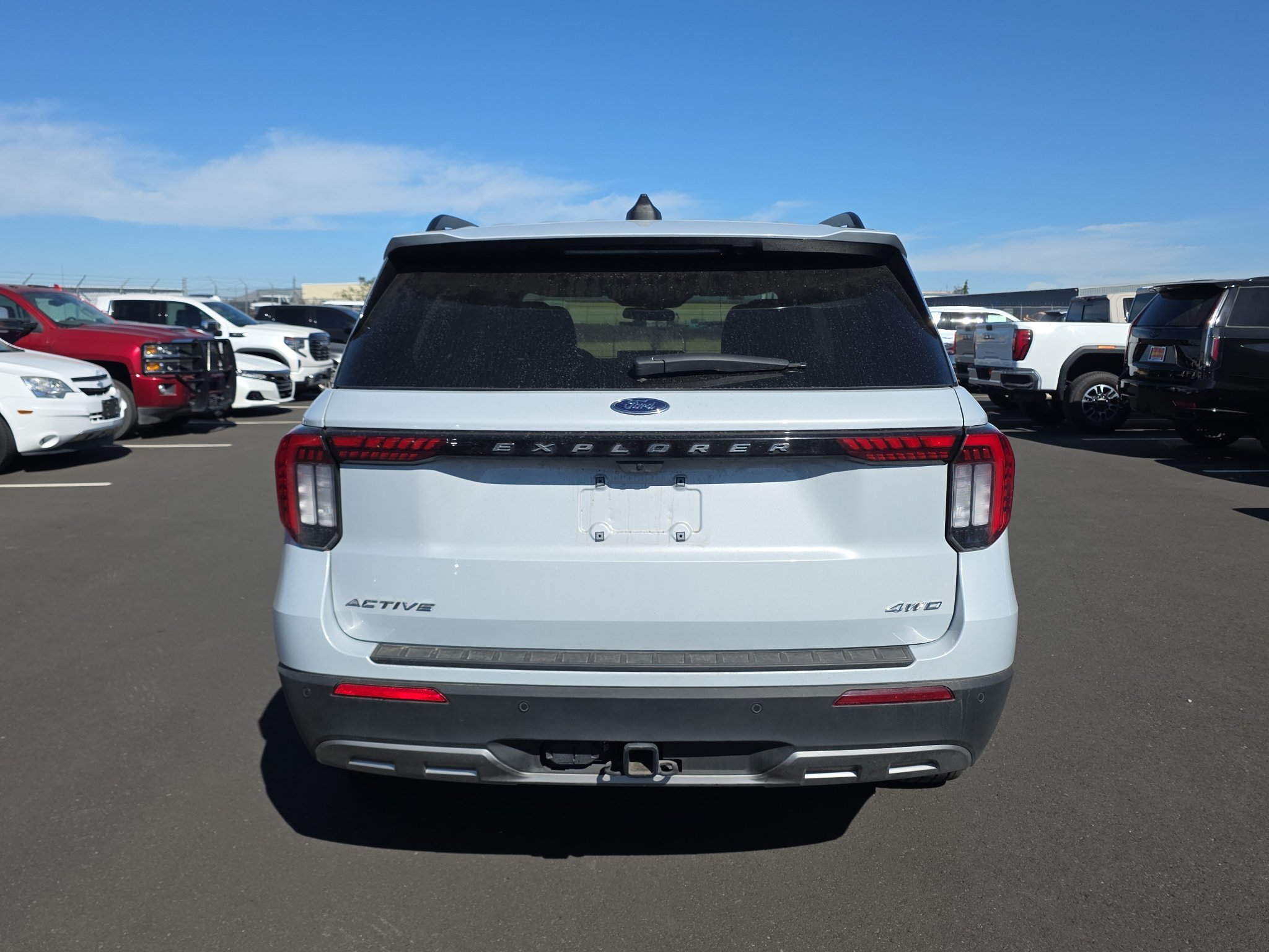 Used 2025 Ford Explorer Active w/ Active Comfort Package AWD/4WD image 7