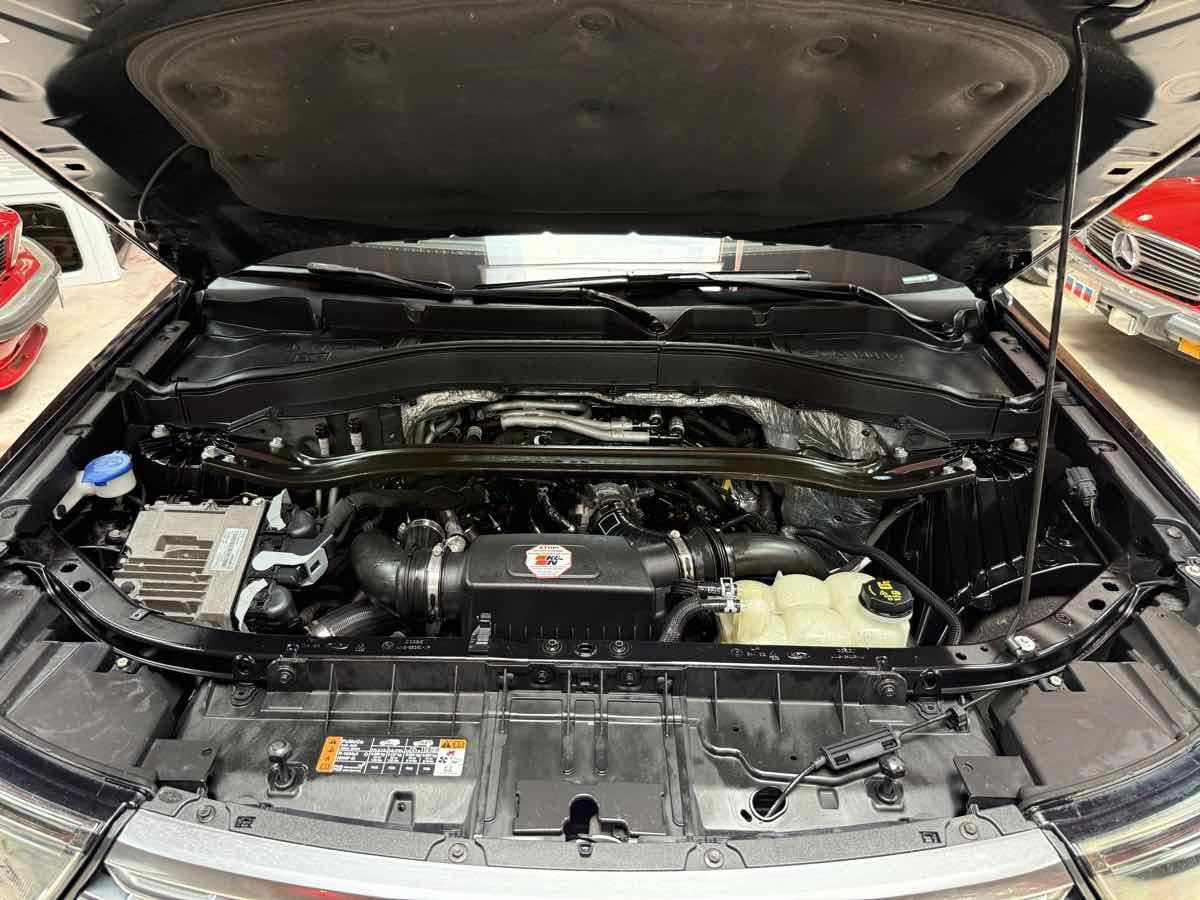 Used 2020 Ford Explorer Platinum w/ Premium Technology Package AWD/4WD image 38