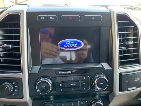 Used 2020 Ford F250 Lariat w/ Chrome Package AWD/4WD image 26