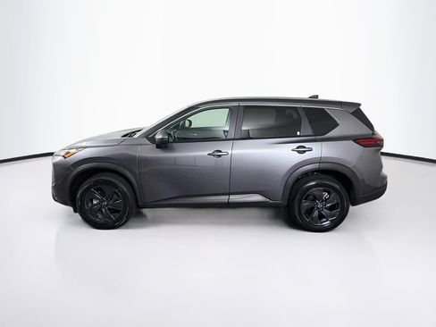 Used 2026 Nissan Rogue SV FWD image 4